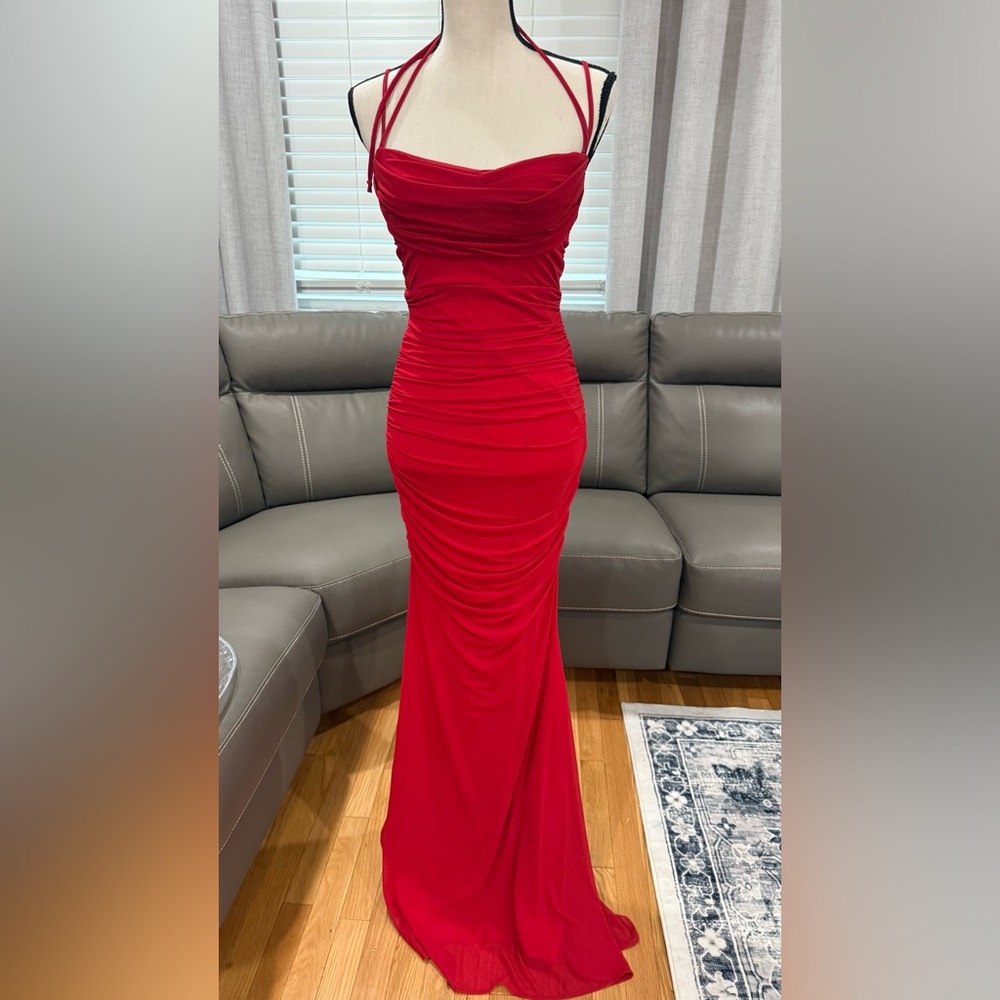 Elegant Red Evening dress